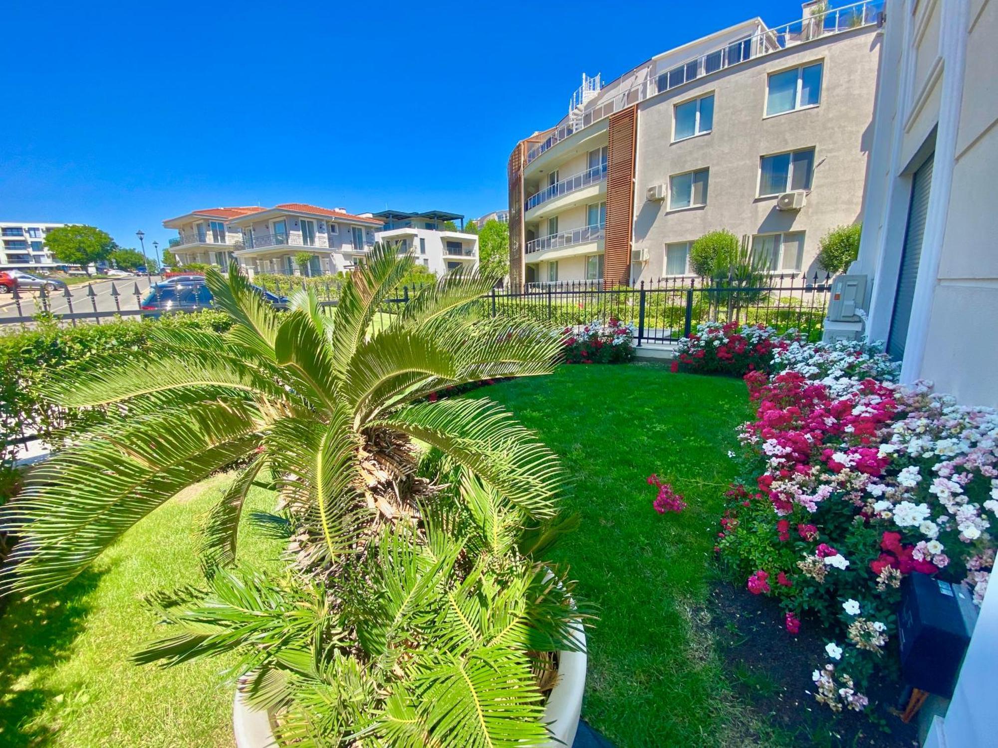 Apartments In Complex Panorama Черноморец Екстериор снимка